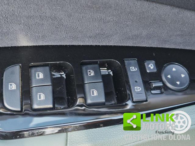 KIA Sportage usata, con Sedile posteriore sdoppiato