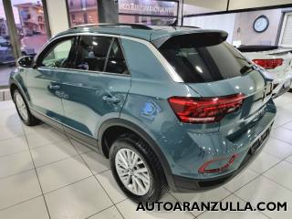 VOLKSWAGEN T-Roc usata, con Autoradio