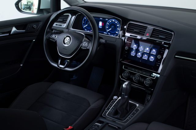 VOLKSWAGEN Golf usata, con Cerchi in lega