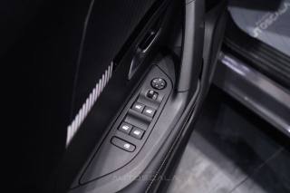 PEUGEOT 2008 usata, con ESP