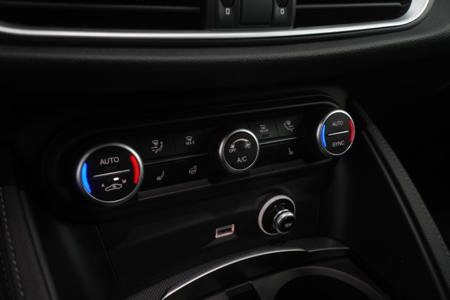 ALFA ROMEO Stelvio usata 10