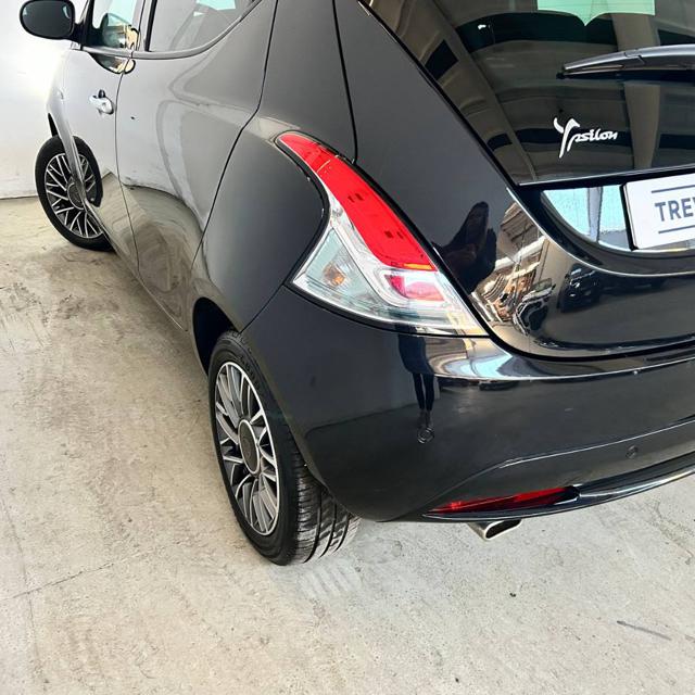 LANCIA Ypsilon usata, con Luci diurne