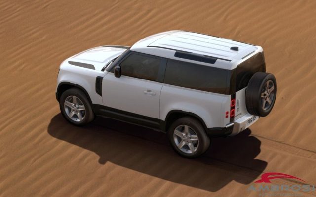 LAND ROVER Defender usata 6