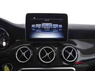MERCEDES-BENZ GLA 200 usata 13