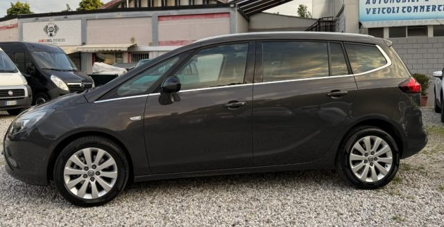 OPEL Zafira Tourer usata, con Airbag laterali