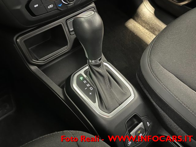 JEEP Renegade usata, con USB