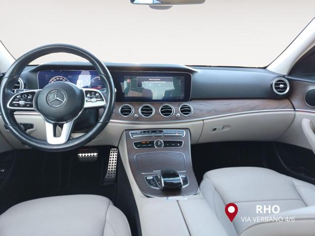 MERCEDES-BENZ E 220 usata, con Chiusura centralizzata