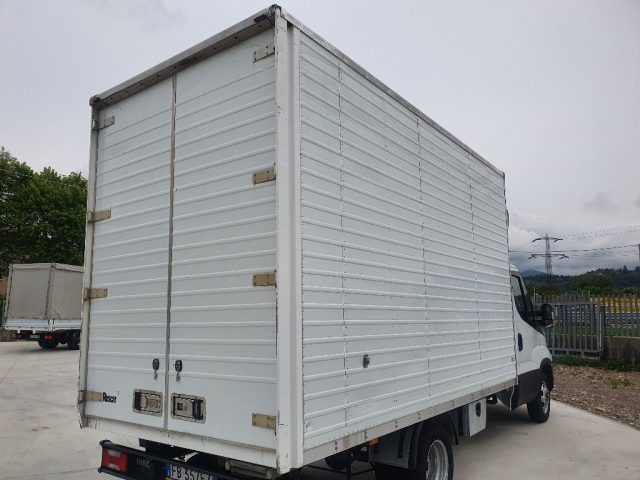 IVECO Daily usata, con Autoradio