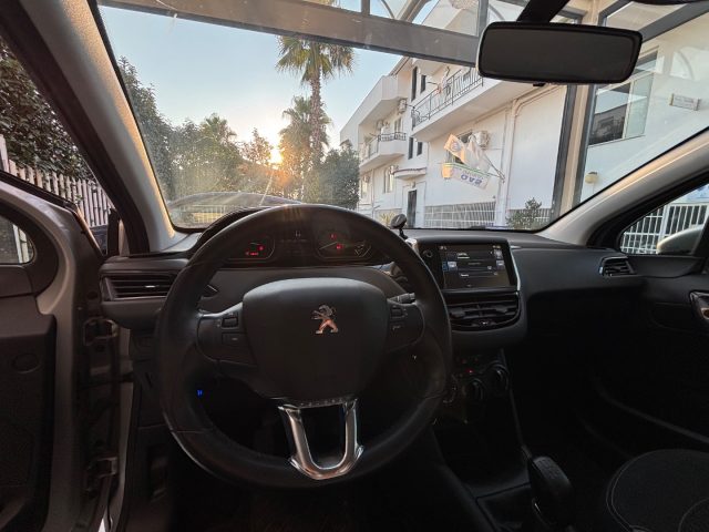 PEUGEOT 208 usata, con Climatizzatore automatico, 2 zone