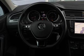 VOLKSWAGEN Tiguan usata, con Sensori di parcheggio posteriori