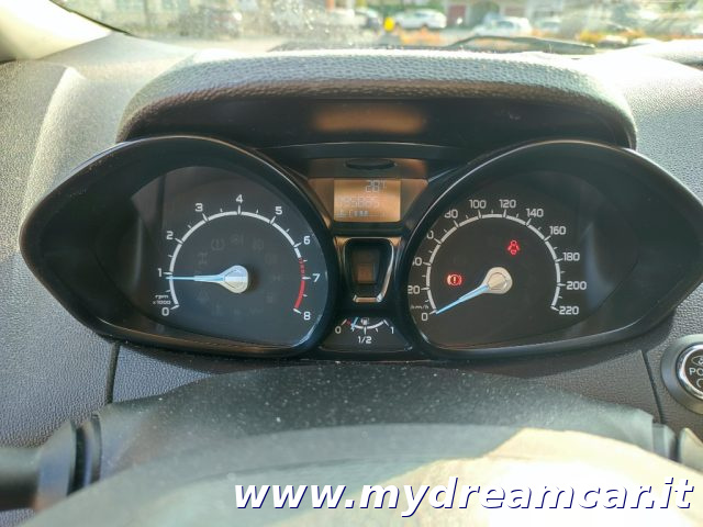 FORD EcoSport usata 11
