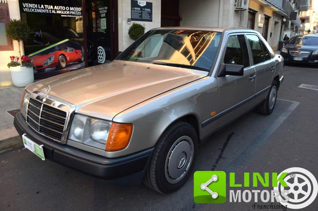 MERCEDES-BENZ 200 usata, con Alzacristalli elettrici
