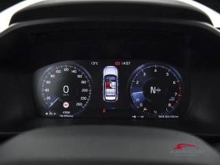 VOLVO XC40 usata 12