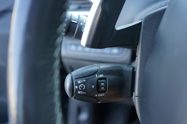 PEUGEOT 2008 usata 24