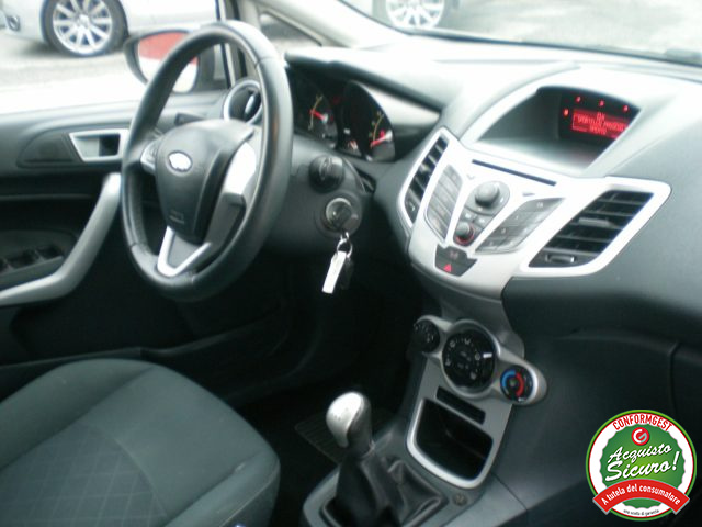 FORD Fiesta usata, con Fendinebbia