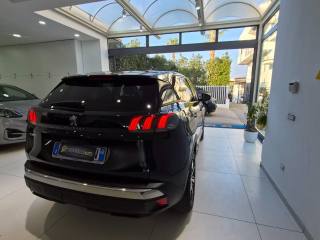 PEUGEOT 3008 usata, con Cerchi in lega