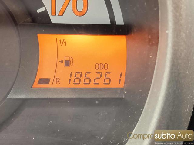 TOYOTA Aygo usata 17
