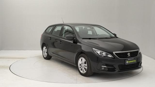 PEUGEOT 308 usata, con Boardcomputer