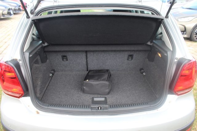 VOLKSWAGEN Polo usata, con Autoradio