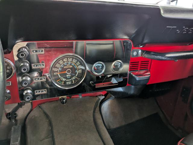 JEEP CJ-7 usata 10