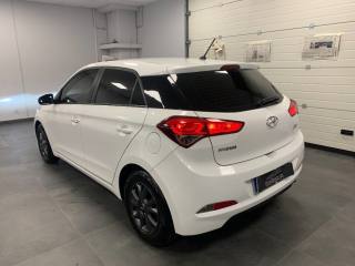 HYUNDAI i20 usata, con Alzacristalli elettrici