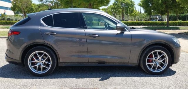 ALFA ROMEO Stelvio usata, con Portellone posteriore elettrico