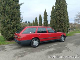 MERCEDES-BENZ 300 usata, con Airbag