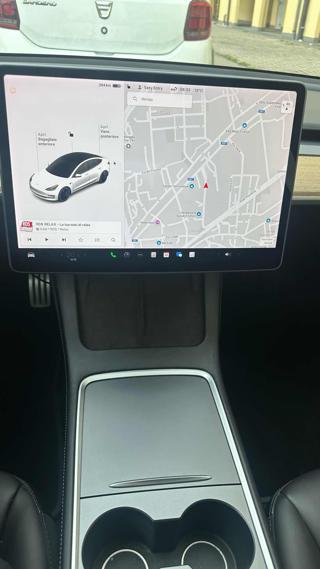 TESLA Model 3 usata, con Specchietti laterali elettrici