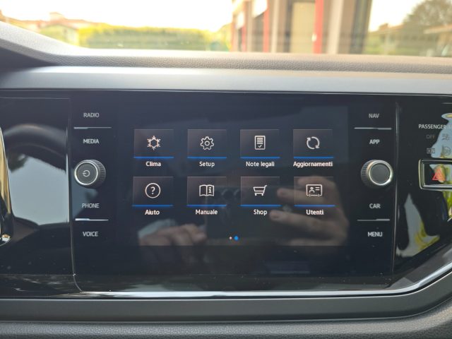 VOLKSWAGEN Taigo usata, con Apple CarPlay