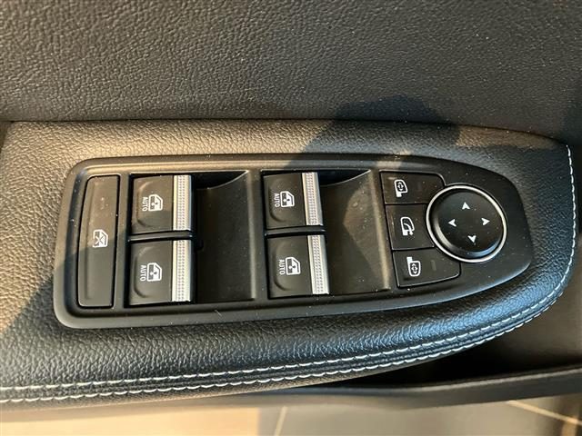 RENAULT Arkana usata, con Sensori di parcheggio anteriori