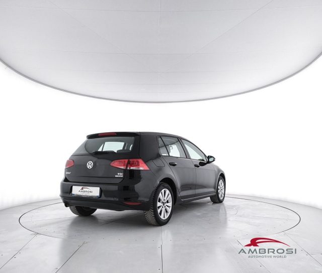 VOLKSWAGEN Golf usata 2