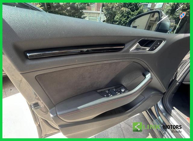 AUDI RS usata, con Bluetooth