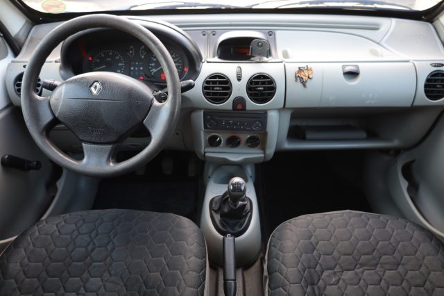 RENAULT Kangoo usata, con Servosterzo