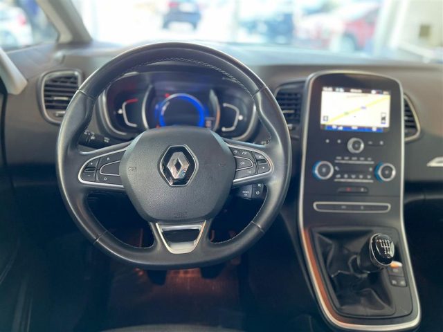 RENAULT Scenic usata, con Specchietti laterali elettrici