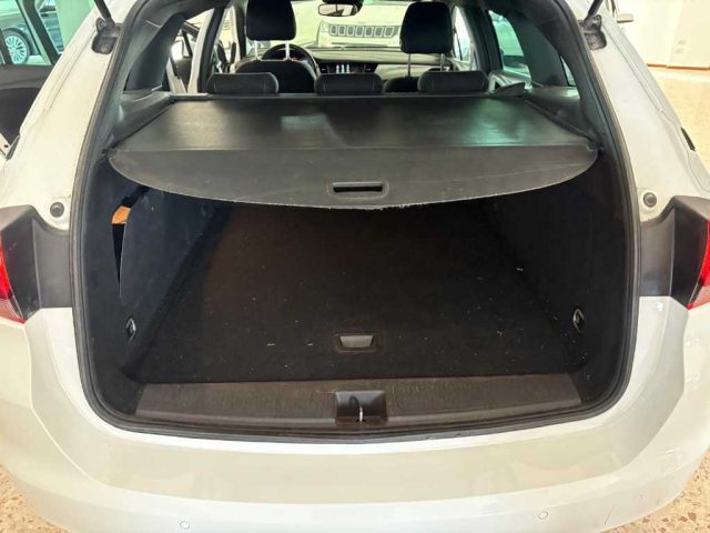 OPEL Astra usata, con Cruise Control