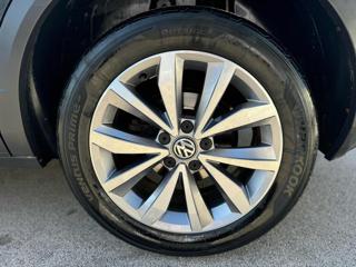VOLKSWAGEN T-Roc usata, con Sedile posteriore sdoppiato