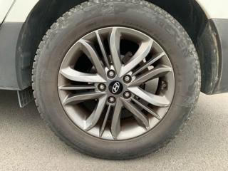 HYUNDAI iX35 usata, con Park Distance Control