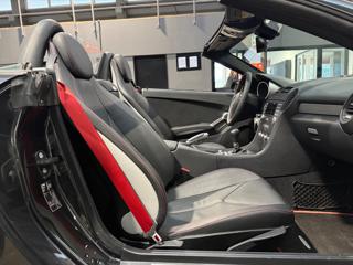 MERCEDES-BENZ SLK 200 usata, con Fendinebbia