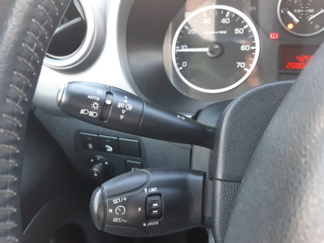 PEUGEOT Partner usata, con ESP