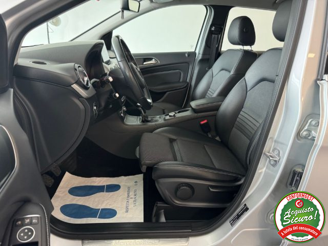 MERCEDES-BENZ B 180 usata, con Cerchi in lega