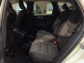 VOLVO XC60 usata, con Sedile posteriore sdoppiato