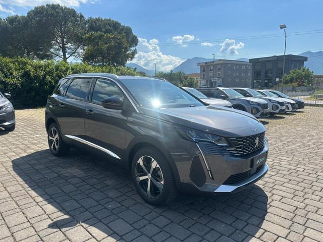 PEUGEOT 5008 usata, con Airbag