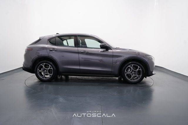 ALFA ROMEO Stelvio usata, con Cerchi in lega