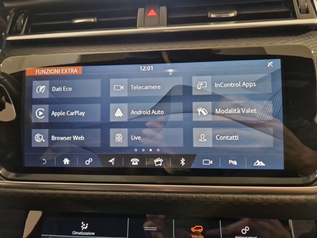 LAND ROVER Range Rover Velar usata, con Riconoscimento dei segnali stradali