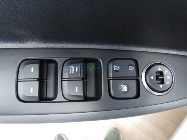 HYUNDAI i10 usata, con Isofix