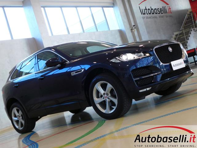 JAGUAR F-Pace usata, con Leve al volante