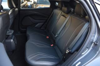 FORD Mustang Mach-E usata, con Servosterzo