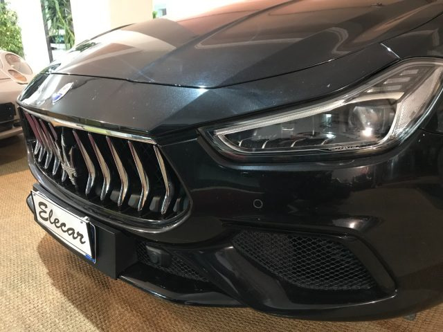 MASERATI Ghibli usata, con Cerchi in lega