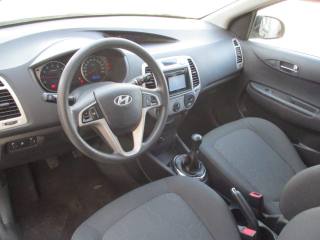 HYUNDAI i20 usata, con Bluetooth