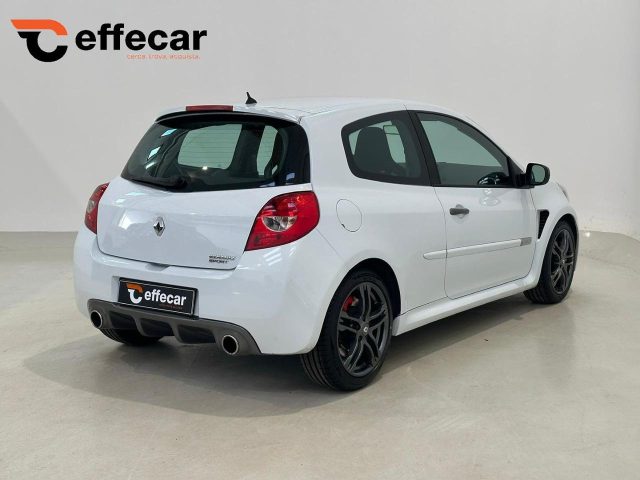 RENAULT Clio usata, con Autoradio
